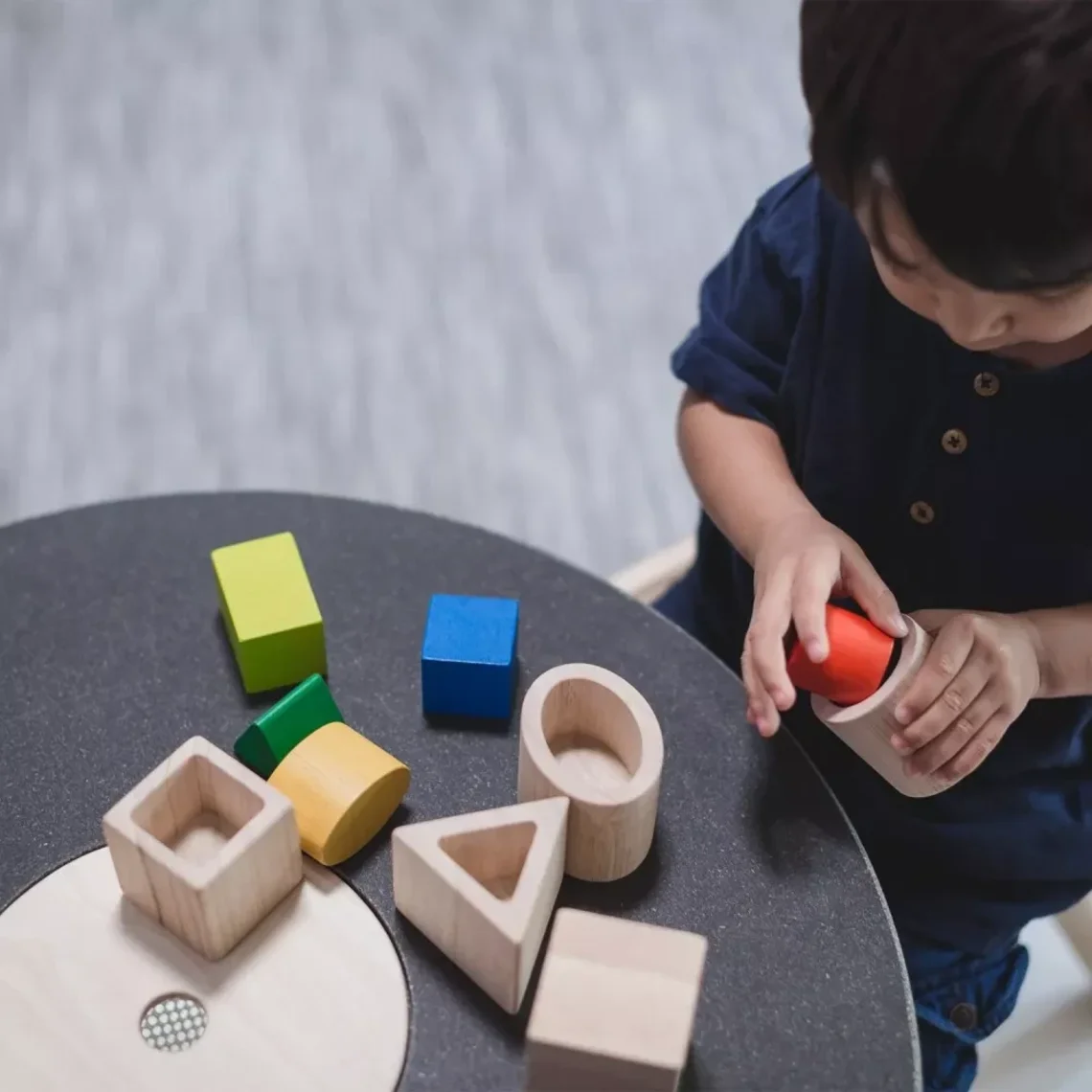 Dřevěná geometrická vkládačka