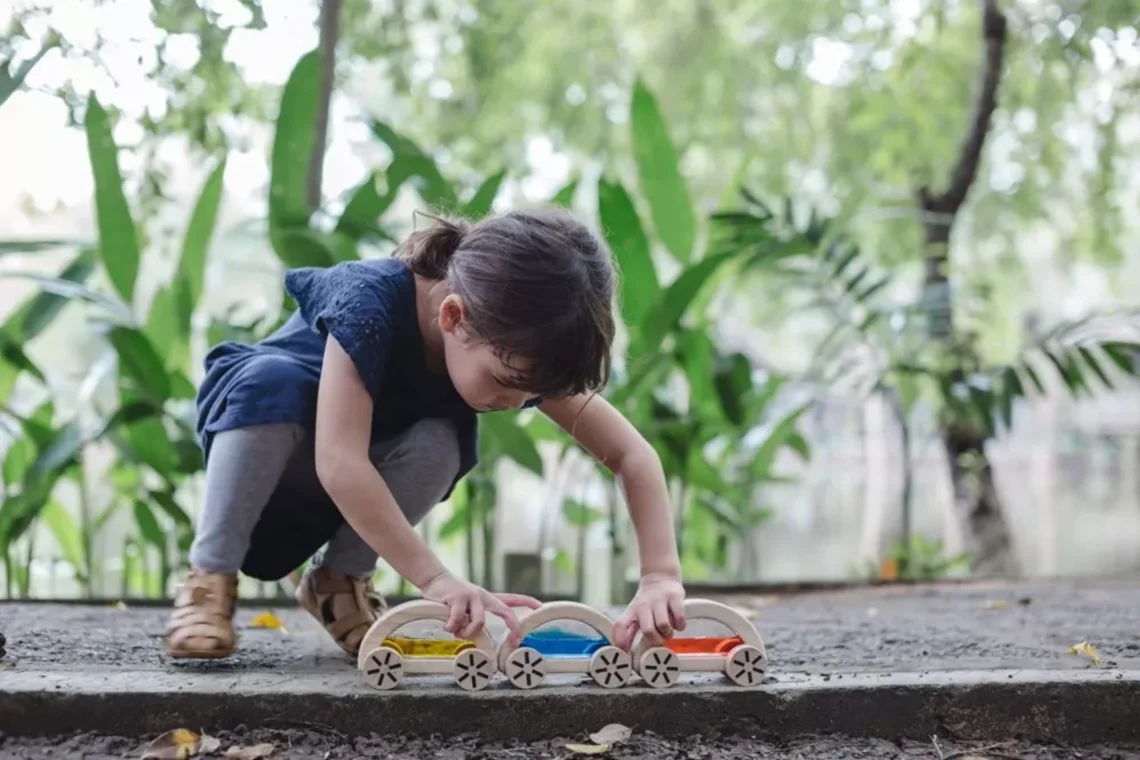 PlanToys Auto s vodou - červené